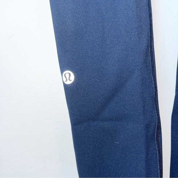Lululemon Speed Up Tight Full-on Luxestream 28” Navy - Picture 6 of 12